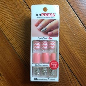 imPRESS Press-on Manicure